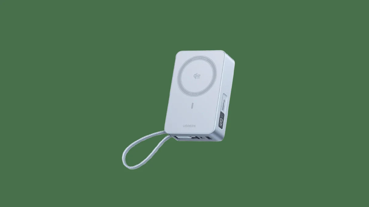 UGREEN MagFlow 25W 20,000mAh MagSafe power bank for travel